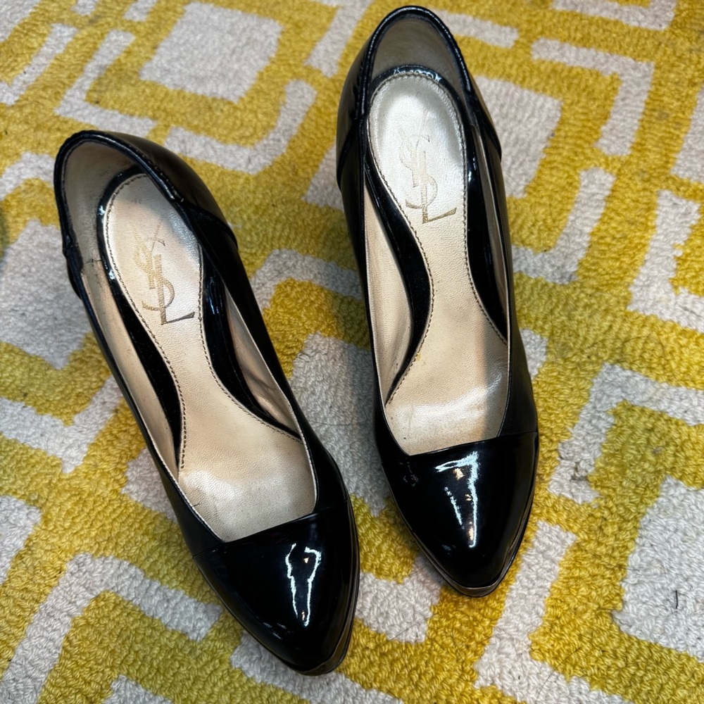 Yves Saint Laurent Glossy Black Heels - Picture 5 of 11